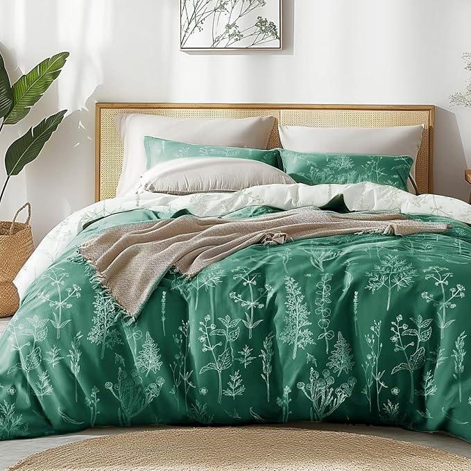 Love's cabin Emerald Twin Comforter Set - Twin XL Size Comforter Set Dorm Bedding, 2 Pieces Cute Floral Bedding, Soft Reversible Flowers Comforter, 1 Comforter & 1 Pillow Sham