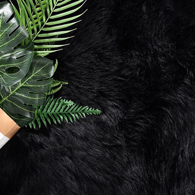 Latepis Black Round Rug 4 ft, Faux Fur Sheepskin Circle Rug for Living Room, Fluffy Washable Rug for Bedroom, Teen Room, Dorm, Cute Room Décor