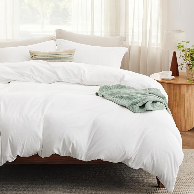 Bedsure Twin Size Duvet Cover with Fitted Sheet - 3 Pieces Prewashed Cotton-Like Extra Soft Bedding Set, Includes 1 Duvet Cover 68x90 Inches with Zipper Closure, 1 Pillow Sham, 1 Fitted Sheet, White