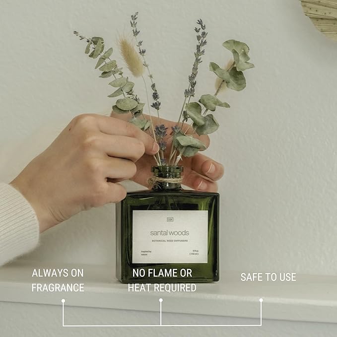 Craft & Kin Reed Diffuser with Dried Flowers | 5 oz Santal Woods Fall Scented Reed Diffusers for Home, Bathroom | Scent Sticks | Elegant Fragrance Home Decor for Men & Women