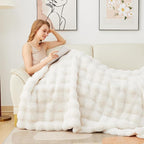 Latepis Beige Twin Bubble Cozy Faux Fur Blankets for Bed Thick Fuzzy Blanket for Couch Sofa Bedroom Warm Plush Blankets for All Seasons Ideal Gifts Luxury Throw Blanket 60x80 Inch, 860gsm