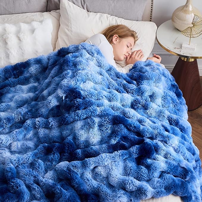 NEWCOSPLAY Faux Fur Throw Blanket Indigo Luxury Fluffy Thick Warm Bubble Blanket for Couch Sofa Bed 700GSM (Indigo, Throw(50"x60"))