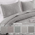 Exclusivo Mezcla Quilt Set Oversized King Size with 2 Pillow Shams, Lightweight Light Grey Quilts with Vintage Damask Pattern, Soft Cal King Bedspreads Coverlets Bedding Set for All Seasons