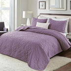Exclusivo Mezcla Quilt Set Oversized King Size with 2 Pillow Shams, Lightweight Dusty Lavender Quilts with Vintage Damask Pattern, Soft Cal King Bedspreads Coverlets Bedding Set for All Seasons