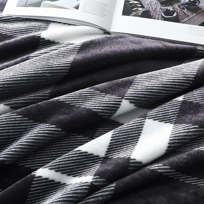 MERRYLIFE Black and White Plaid Throw Blanket Decorative Fleece Throw | Ultra-Plush Colorful | Couch Blanket Travel Lap | Home Gift Use(50" 60",Black White)
