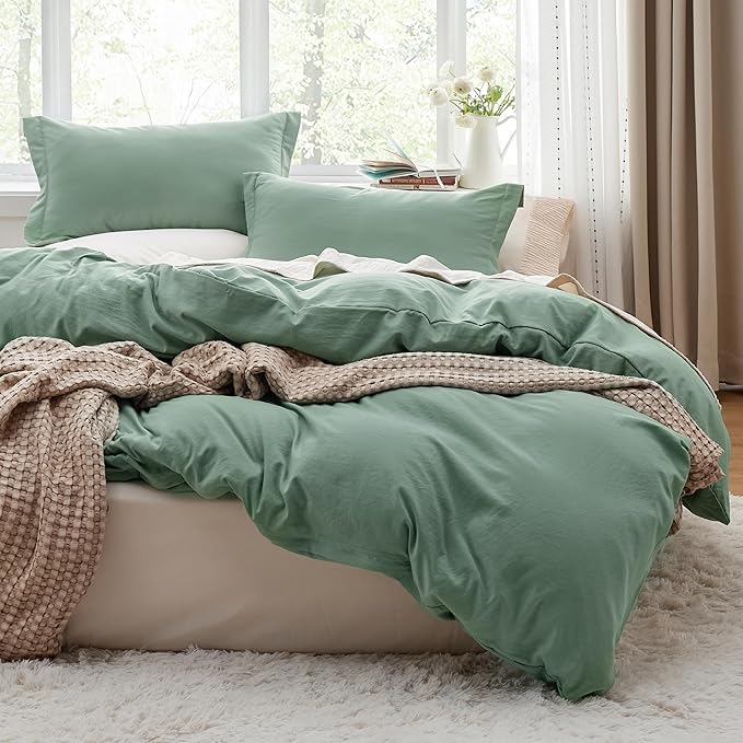 Bedsure Sage Green Duvet Cover King Size - 3 Pieces Prewashed Cotton-Like Extra Soft Bedding Set, Includes 1 Duvet Cover 104x90 Inches with Zipper Closure & 2 Pillow Shams, Comforter Not Included