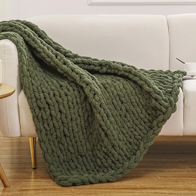 WESHIONGOO Chunky Knit Blanket Throw 40"×40" Knitted Throw Blankets for Couch Bed Fluffy Soft Blanket with Jumbo Chenille Yarn Thick 100% Handmade (Olive Green)