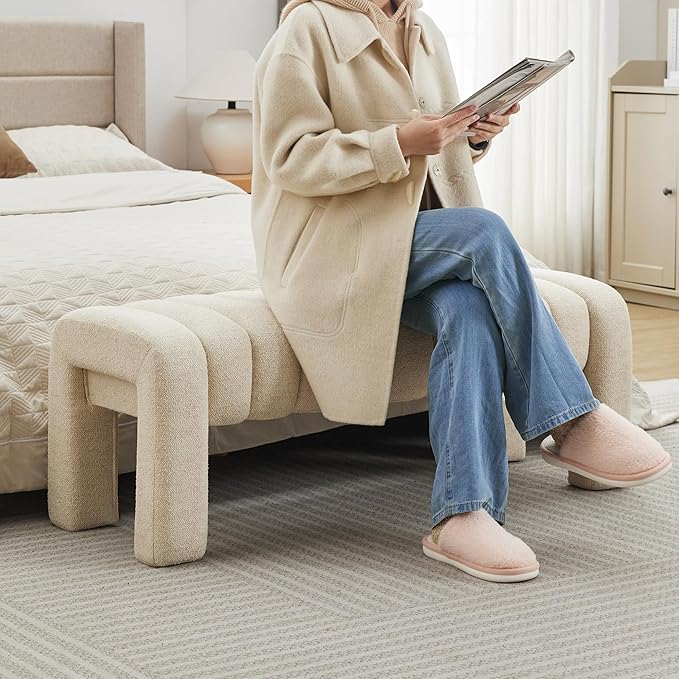 43.3" Bedroom Bench, Upholstered Entryway Bench, Modern End of Bed Ottoman with Solid Wood Legs and Adjustable Foot Pegs for Entryway, Dining Room and Living Room (Beige Linen)