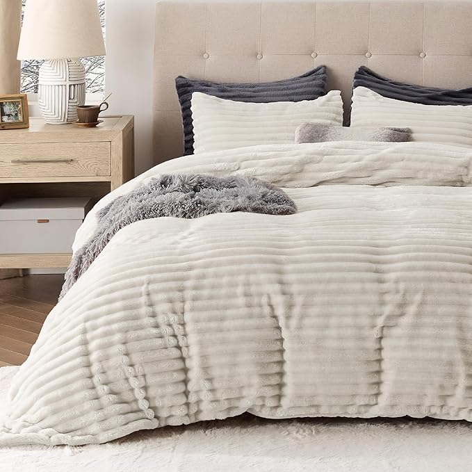 Bedsure Fluffy Duvet Cover Set - Ultra Soft Plush Shaggy Comforter Cover King Size, Warm Flannel Fleece Bed Sets for Winter, 3 Pieces (Striped Pattern, Linen)