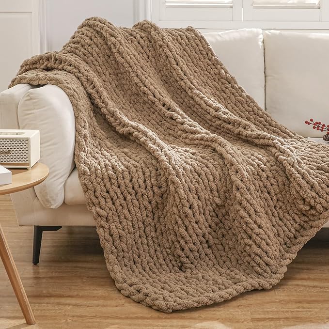 WESHIONGOO Chunky Knit Blanket Throw 50"×60" Knitted Throw Blankets for Couch Bed Fluffy Soft Blanket with Jumbo Chenille Yarn Thick 100% Handmade (Brown)