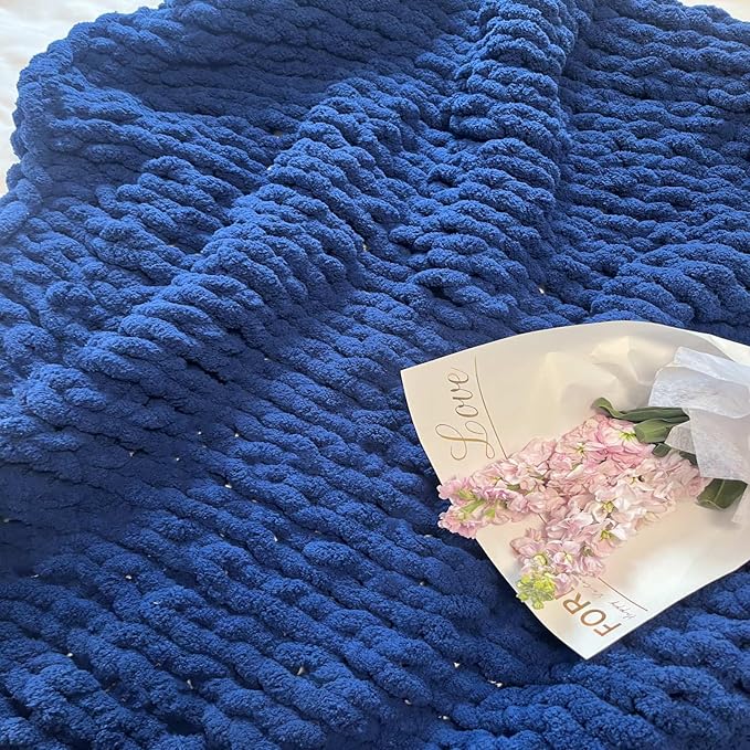 Chunky Knit Blanket Throw 48"x71", Chenille Throw Blankets, Handmade Warm & Cozy Blanket Couch Bed Home Decor, Soft Breathable Fleece Banket, Christmas for Couch Bed Sofa Best Gift (Navy Blue)