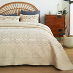 EVENHUG Floral Embroidered Quilt Set Queen Size 3 Piece Bedding Set Reversible Farmhouse Bedspread Coverlet with 2 Pillow Shams Lightweight Soft Bed Cover for All Season(92"X 96",Beige)