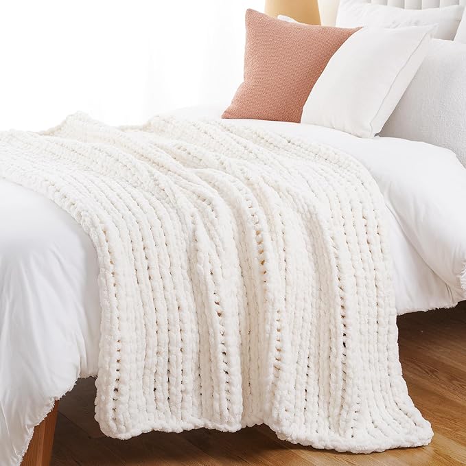 Battilo Chunky Knit Throw Blanket, Soft and Thick Chenille Throw Blanket, 50"x60" Handmade Cable Knit Crochet Blanket, Large Rope Knot Throw Blankets for Couch Sofa Bed Home Decor, Cream