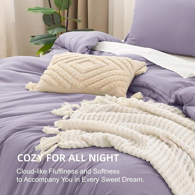Litanika Grayish Lavender Purple Comforter Set Queen Size, 3 Pieces Lightweight Solid Bedding Comforter Set, All Season Fluffy Bed Set (90x90In Comforter & 2 Pillowcases)