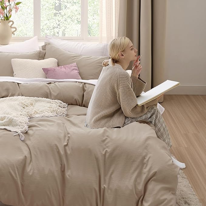 Bedsure Deep Beige Duvet Cover Full Size - 3 Pieces Prewashed Extra Soft Cotton-Like Bedding Set, Includes 1 Duvet Cover 80x90 Inches with Zipper Closure & 2 Pillow Shams, Comforter Not Included