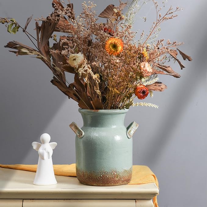 Quoowiit Ceramic Rustic Farmhouse Vase, Distressed Decorative Flower Vases for Home Decor, Ideal Shelf Decor, Green Boho Vase for Living Room Bedroom Kitchen Office Centerpiece Table Decorations
