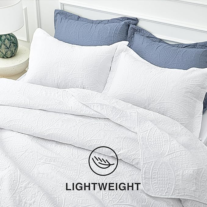 Love's cabin Quilts for Full Bed White Bedspreads Bedding Set - Summer Lightweight Bedspread Comforter - Coin Pattern Bedding Coverlet for All Season - 3 Pieces (1 Quilt, 2 Pillow Shams)