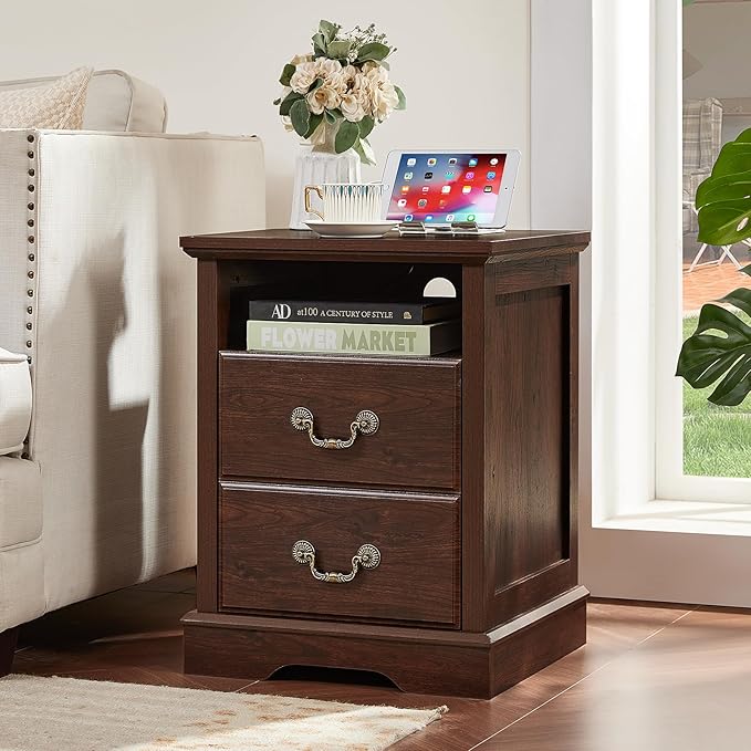 Farmhouse Nightstands with Charging Station，18" End Table with 2 Drawers，Farmhouse Nightstand with Vintage Handles, Bedside Cabinet for Bedroom for Bedroom, Living Room,Walnut