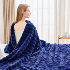 NEWCOSPLAY Faux Fur Throw Blanket Dark Navy Bubble Blanket Thick Warm Soft for Couch Sofa Bed 550GSM (Dark Navy, Throw(50"x60"))