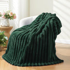 NEWCOSPLAY Super Soft Twin Blanket Dark Green Premium Silky Flannel Fleece 3D Ribbed Jacquard Lightweight Bed Blanket All Season Use (Dark Green Ribbed, Twin(60"x80"))