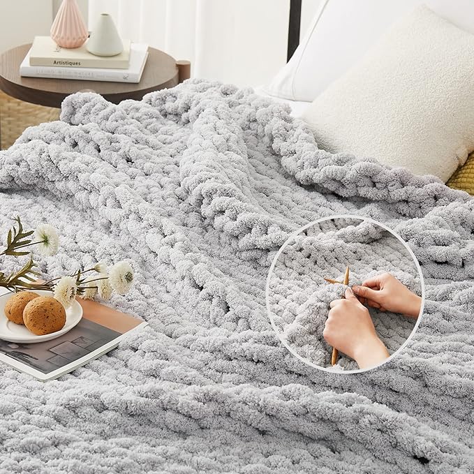 L'AGRATY Chunky Knit Blanket Throw: 30''x40'' Chenille Knitted Throw Blankets for Bed Couch - Handmade Thick Big Cable Knot Blanket - Large Chunky Crochet Rope Blankets for Home Decor(Grey)