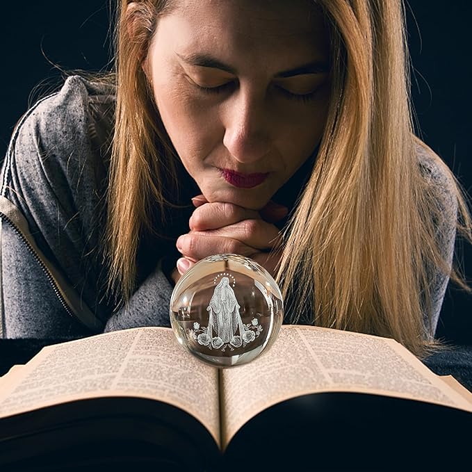 3D The Blessed Virgin Mary Crystal Ball Laser Etched Our Lady of Guadalupe Glass Sphere Statue Mother Mary Christian Catholic Religious Easter Gifts