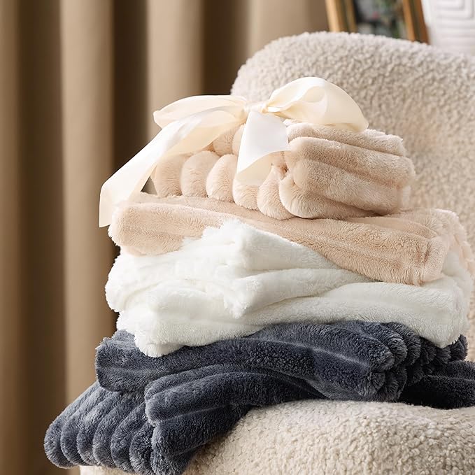 Bedsure Fluffy Duvet Cover Set - Ultra Soft Plush Shaggy Comforter Cover King Size, Warm Flannel Fleece Bed Sets for Winter, 3 Pieces (Striped Pattern, Khaki)