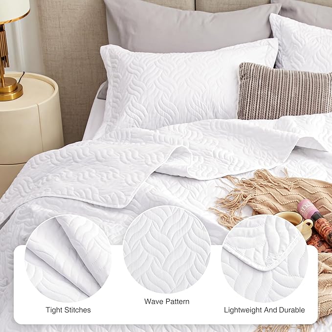 Love's cabin California King Size Quilt Bedding Set White Bedspread - Cal King Summer Lightweight Bedspread Comforter - Wave Pattern Coverlet for All Season - 3 Pieces (1 Quilt, 2 Pillow Shams)