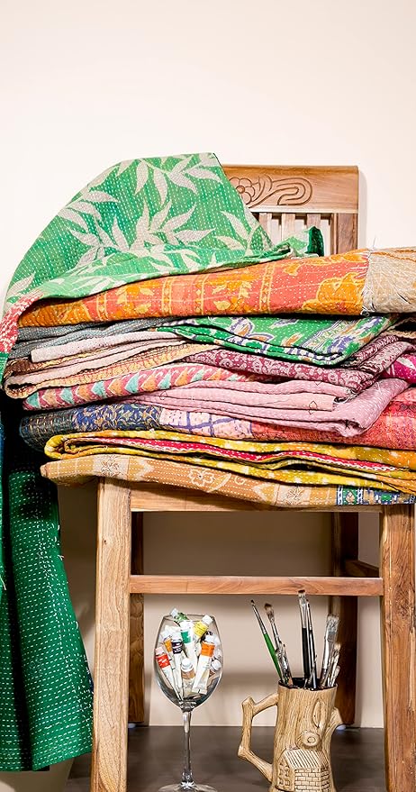 Vintage Kantha Quilts Handmade Old Saree Made gudari Boho Bedding Throw Blanket Bedspread Rally