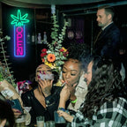 Green Leaf Neon Sign Dimmable Open Neon Lights for Wall Decor LED Neon Sign by USB Powered LED Neon Open Sign For Dispensary Beer Bar Man Cave Coffee Store Hotel Wall Party Decorations 16.8''x7''