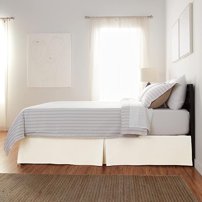 Amazon Basics Lightweight Pleated Bed Skirt, Queen, Off White, Solid