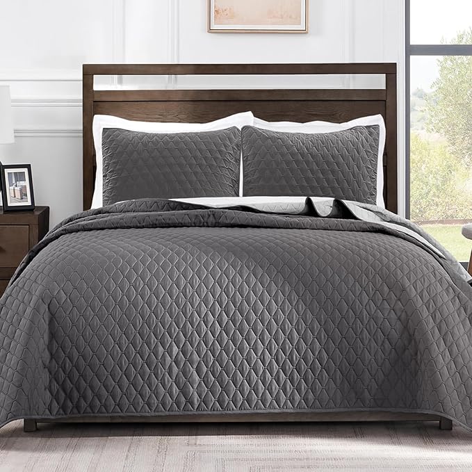 Exclusivo Mezcla Reversible Twin Quilt Bedding Set with Pillow Sham, Lightweight Quilts Twin Size, Soft Bedspreads Bed Coverlets for All Seasons - (Grey, 68"x88")