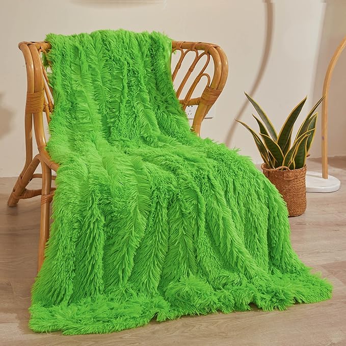 XeGe Luxury Faux Fur Throw, Green Soft 50x60 Fluffy Blanket, Shaggy Plush Decorative Couch Throw, Cute Furry Fuzzy Bed Office Lap Blanket for Bedroom Living Room, Lime Green