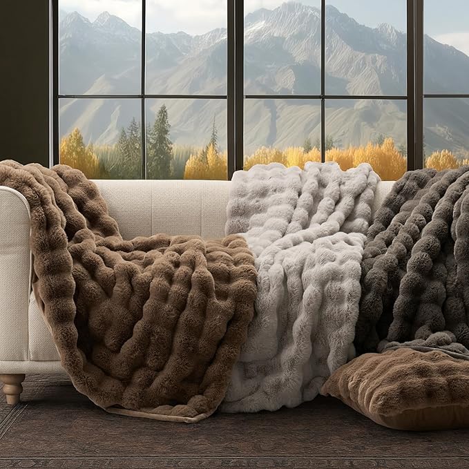 EVERGRACE Ultra Soft Luxury Fluffy Faux Rabbit Fur Throw Blanket, Thick Warm Fuzzy Blankets for Bed, Cozy Plush Reversible Blanket for Couch, Chair, Sofa, Natural Tan, 50x60 Inches, 870 GSM