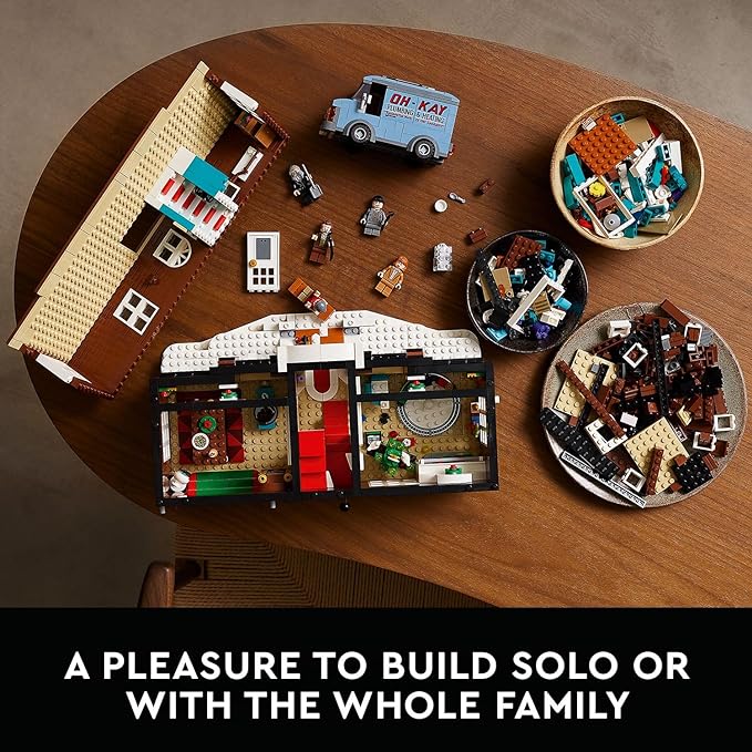 LEGO Ideas Home Alone McCallisters' House Building Set for Adults - Collectible Movie Model Kit for Office or Bookshelf Decor - Gift for Christmas - W/ 5 Minifigures - 21330