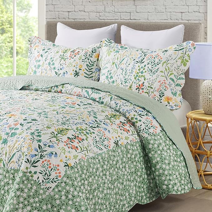 Travan 3-Piece Floral Quilt Super King Quilt Bedding Set, Ultra Soft & Fade Resistant Super King Size Quilt Set for All Season, Exquisite, 120 * 120 Inch