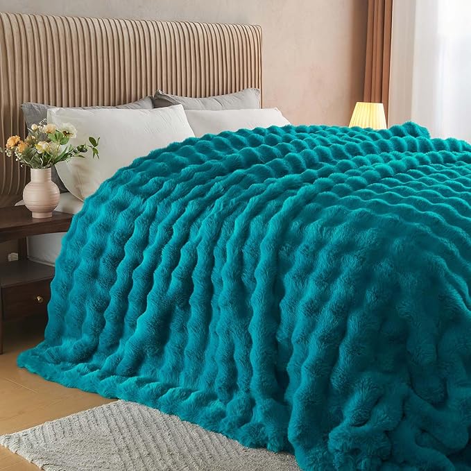 Lotus Karen Faux Fur Teal Throw Blanket - Big Bubble Rabbit Fluff Blanket for Couch Bed Sofa,Softest Fluffy Fuzzy Cozy Blanket,Thick Furry Plush Shaggy Warm Blankets for Women,50x60 Inches