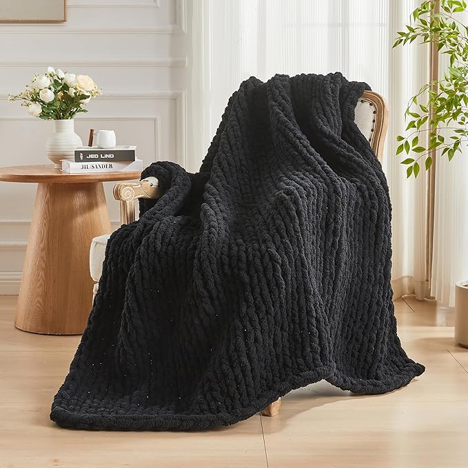Carriediosa Chunky Knit Throw Blanket 60" X 80" Twin, 100% Hand Made Large Chenille Loop Yarn Soft Fluffy Throws for Couch Sofa Bed, Big Crochet Cozy Heavy Thick Cable Woven Blankets, Black