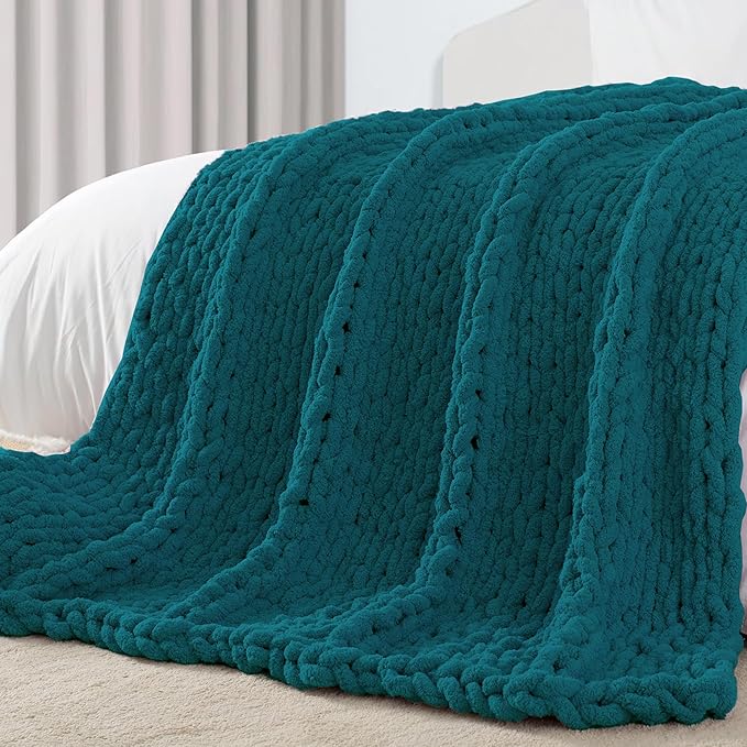 Carriediosa Chunky Knit Throw Blanket 60" X 80" Twin, 100% Hand Made Large Chenille Loop Yarn Soft Fluffy Throws for Couch Sofa Bed, Big Crochet Cozy Heavy Thick Cable Woven Blankets, Teal