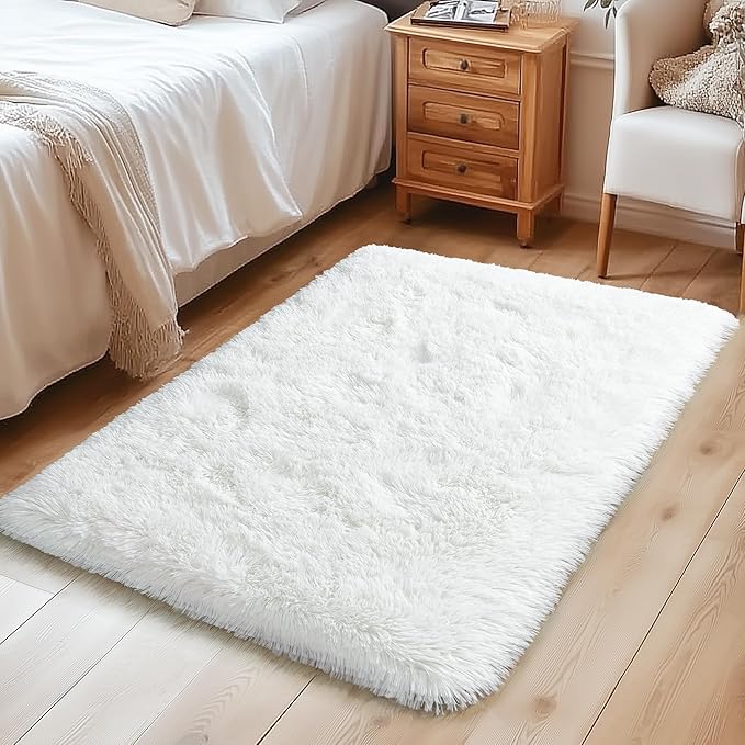 Small Rugs for Bedroom, 2x3 Fluffy Rug, Non-Slip Shag Soft Area Rug, Fuzzy Carpet for Kids Girls Boys, Modern Home Decor Aesthetic, Cream White