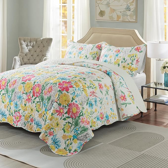 Travan Floral Quilt Queen Quilt Set, Ultra Soft Reversible Microfiber Queen Quilt Bedding Set with 1 Quilt Set and 2 Shams Yellow Flower Coverlet Set for All Season, Coreopsis-Yellow, King