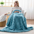 NEWCOSPLAY Faux Fur Twin Blanket Blue 3D Ribbed Plush Thick Warm Blanket for Couch Sofa Bed 850GSM (Blue Ribbed, Twin(60"x80"))