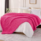 L'AGRATY Chunky Knit Blanket Throw: 50''x60'' Chenille Chunky Knitted Throw Blanket for Bed Couch - Handmade Thick Big Cable Knit Blankets - Large Crochet Rope Blanket for Home Decor(Hot Pink)