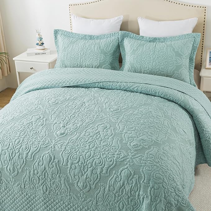 Travan 3-Piece King Quilt Set Quilted Bedspread Oversized Microfiber Lightweight Bedspread Coverlet Set with Shams Bedding Set for All Season, Blue, King