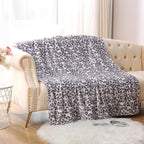 MERRYLIFE Cheetah Throw Blanket for Couch | Soft Decorative Ultra-Plush Colorful| Throw Size Travel Blanket Plush|(50" 60", Snow Leopard)