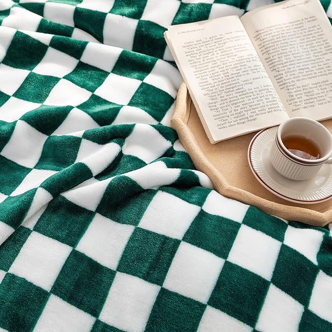 LOMAO Throw Blankets Flannel Blanket with Checkerboard Grid Pattern Soft Throw Blanket for Couch, Bed, Sofa Luxurious Warm and Cozy for All Seasons (Green, 50"x60")
