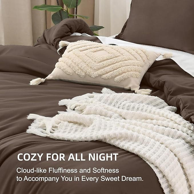 Litanika Comforters Full Size Chocolate, 3 Pieces Lightweight Solid Bedding Set & Collections, All Season Fluffy Bed Set (79x90 Inches Comforter & 2 Pillowcases)