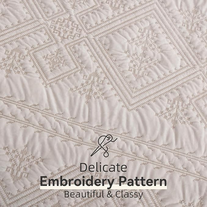 Yvooxny 3-Piece Quilt Set Queen Size Velvet Embroidery Quilted Bedspread Coverlet Set Bedding Set with Pillowcases for All Seasons, White, 98 * 90 Inches