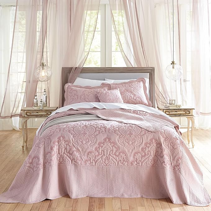BrylaneHome Bedding Lightweight All Season Modern Amelia Quilted Damask Oversized Ultra Soft Bedspread - King, Pale Rose
