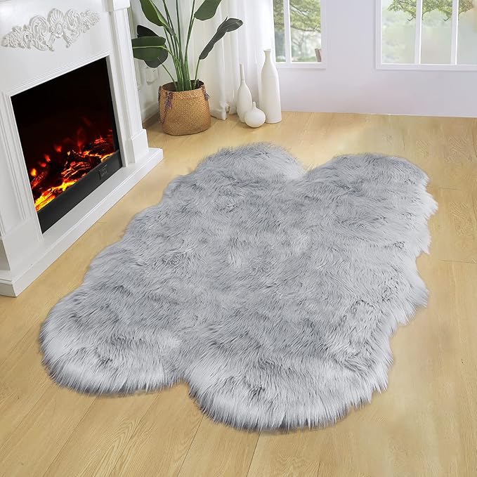 Latepis Grey Sheepskin Rug 4x6 Area Rugs Bedside Fluffy Faux Fur Rug Shag Carpets for Bedroom Living Room Playing Room Décor, Sheepskin